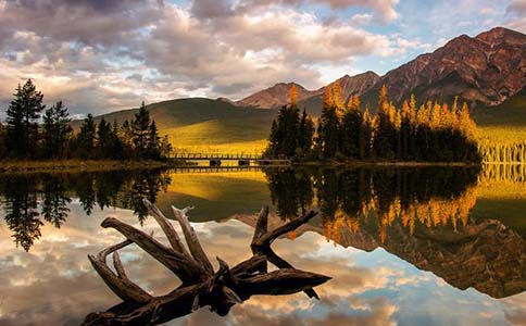 逃离城市喧嚣：最适合放松心情的度假胜地有哪些？