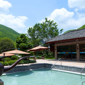 泉聚套房(含2人早餐)