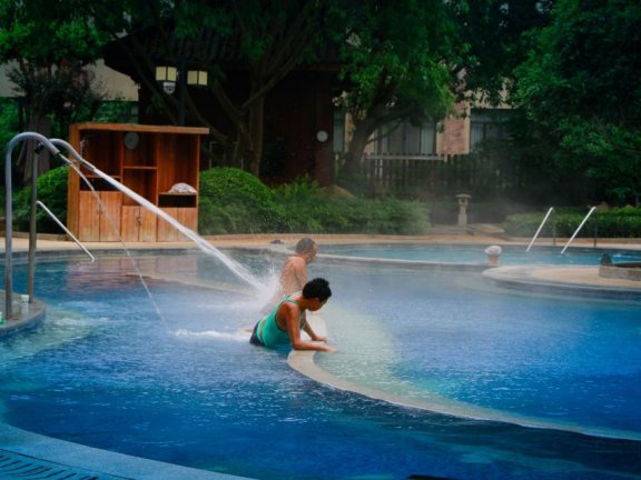 香港都会大学（肇庆）